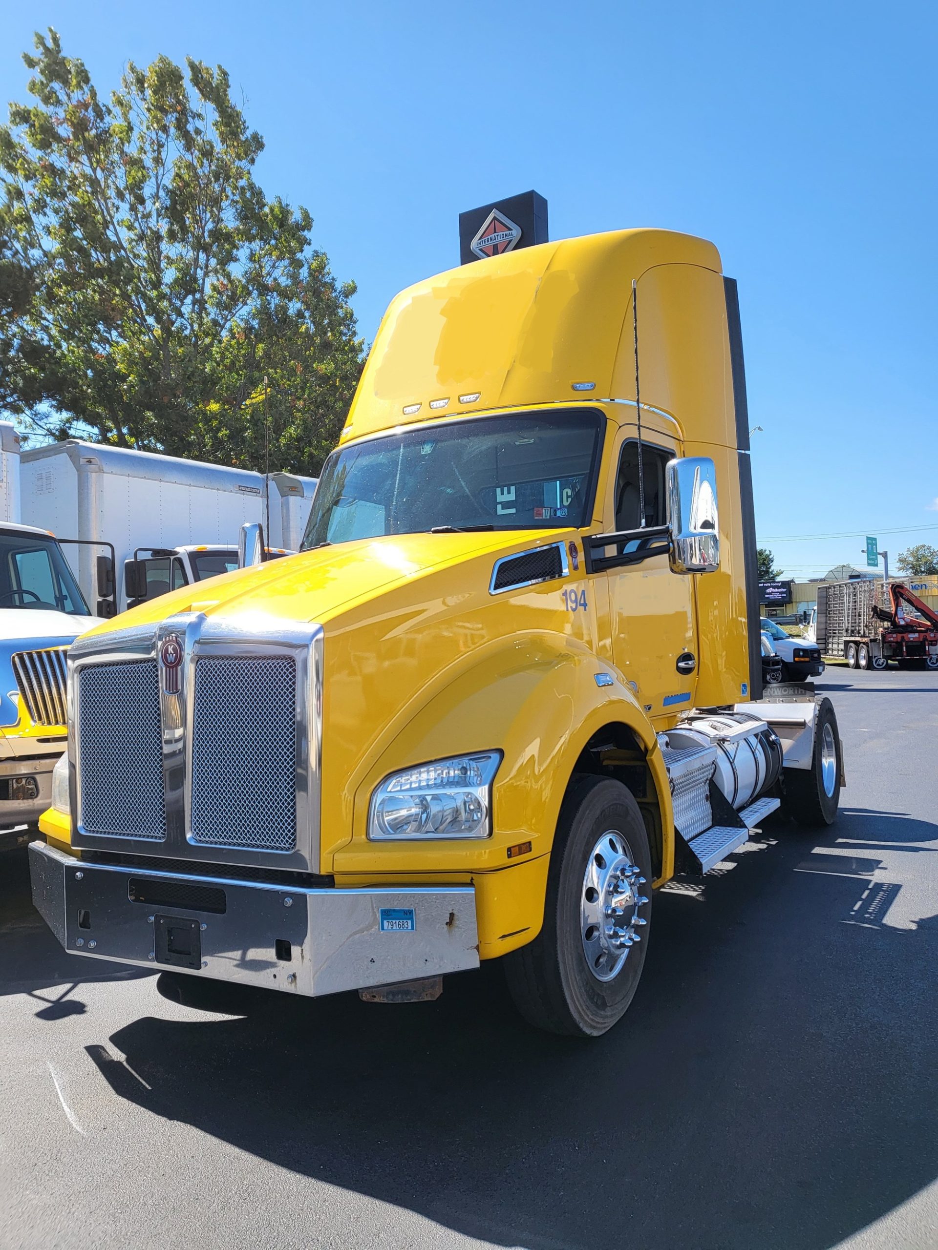 Kenworth T880