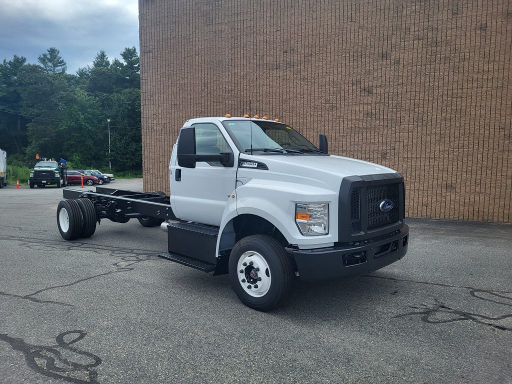 2024 FORD F650 Allegiance Trucks